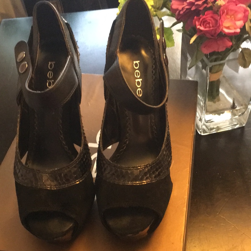 This very fashionable pair of heels..